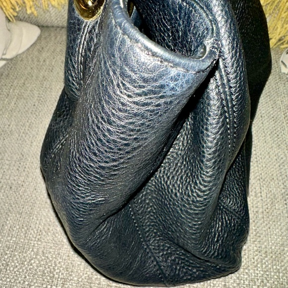 Michael Kors Black Leather Drawstring or Bucket Bag with gold hardware. - Picture 9 of 16